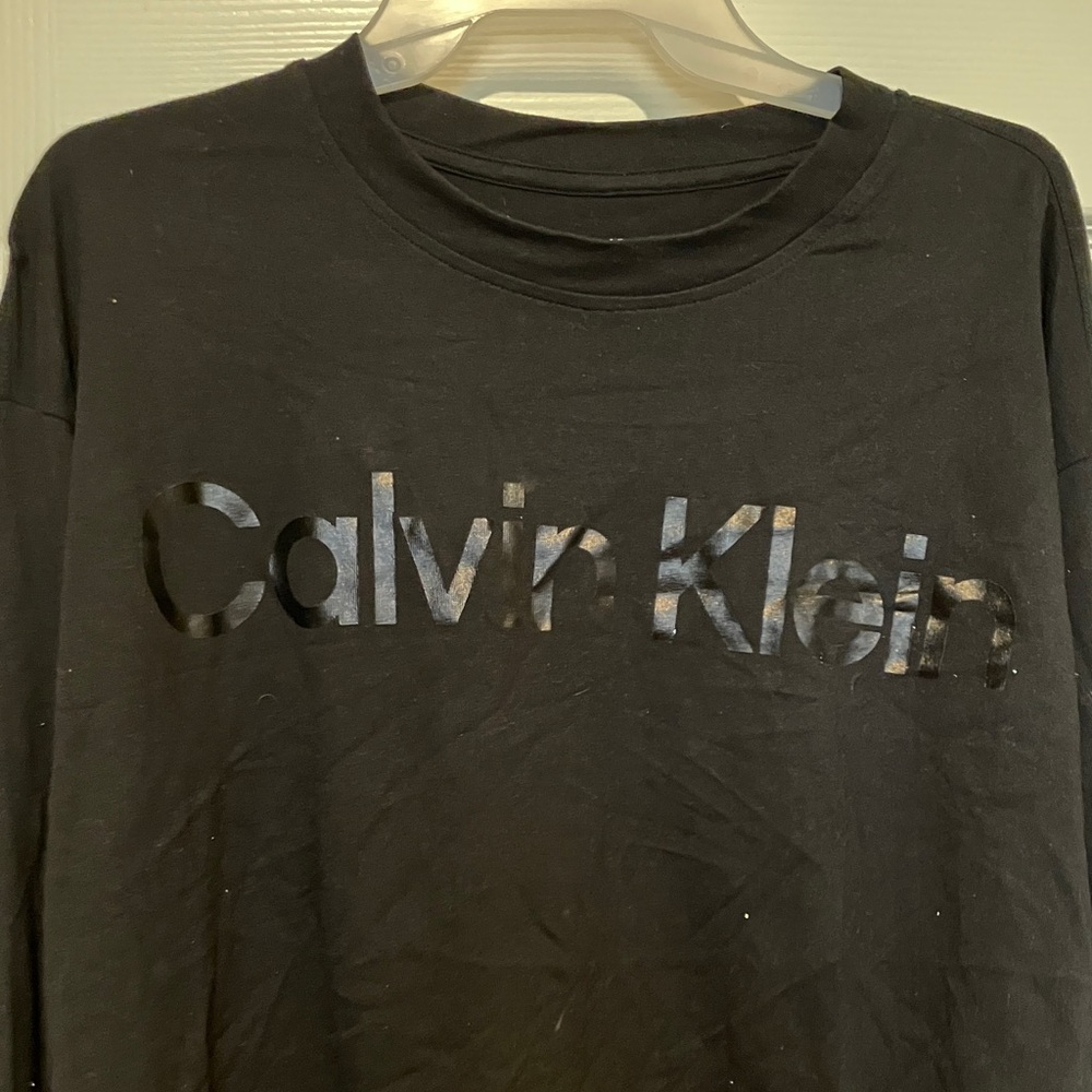 3/$45 Calvin Klein Woman’s Black Long Sleeve Performance Tee Size Large